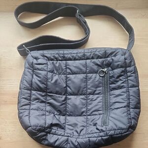 Rad Rev Cloud Messenger In Black